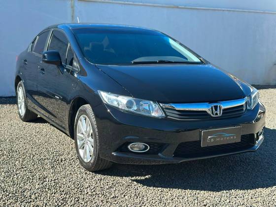 HONDA CIVIC 1.8 LXS 16V FLEX 4P AUTOMÁTICO HONDA CIVIC 1.8 LXS 16V FLEX 4P AUTOMÁTICO